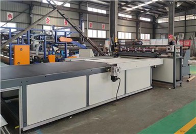 מכונת חיתוך יריעות בד של UD